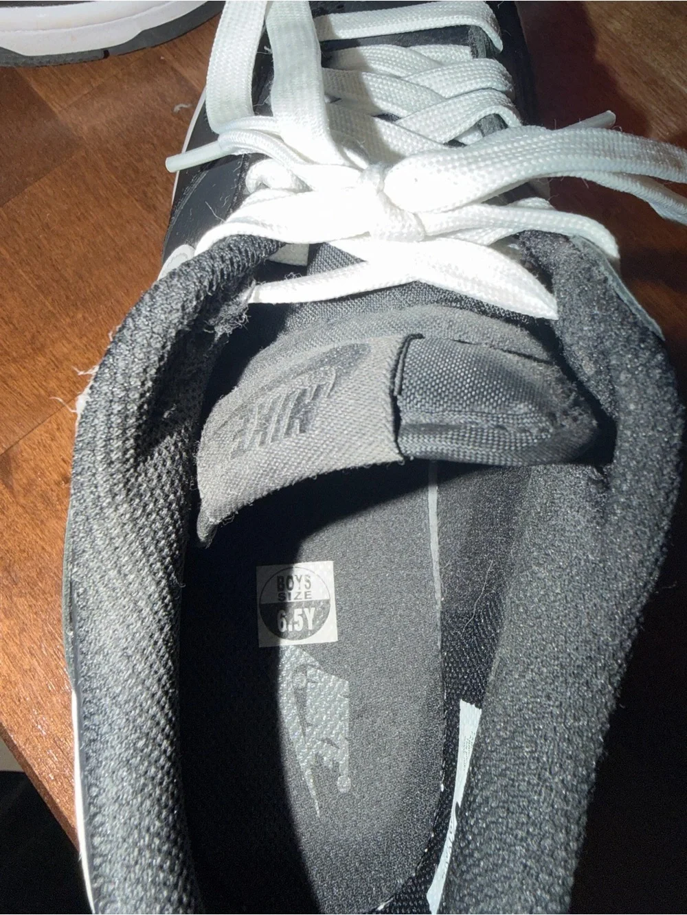 Nike Dunks Low-Top Sneakers in Black & White(6.5 Y/8 W)